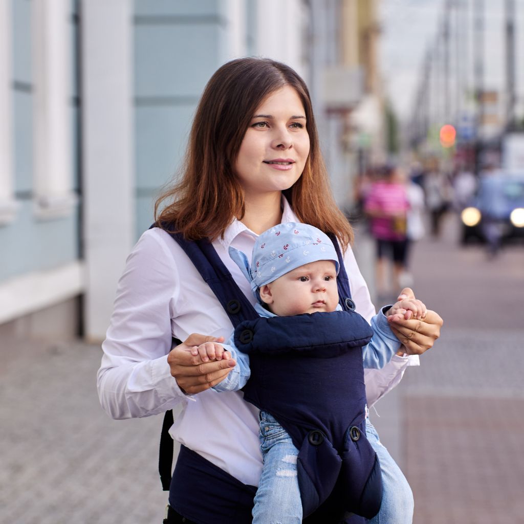 Best Baby Carrier for Petite Moms